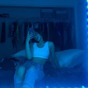 Meet your Posher, Ellarose